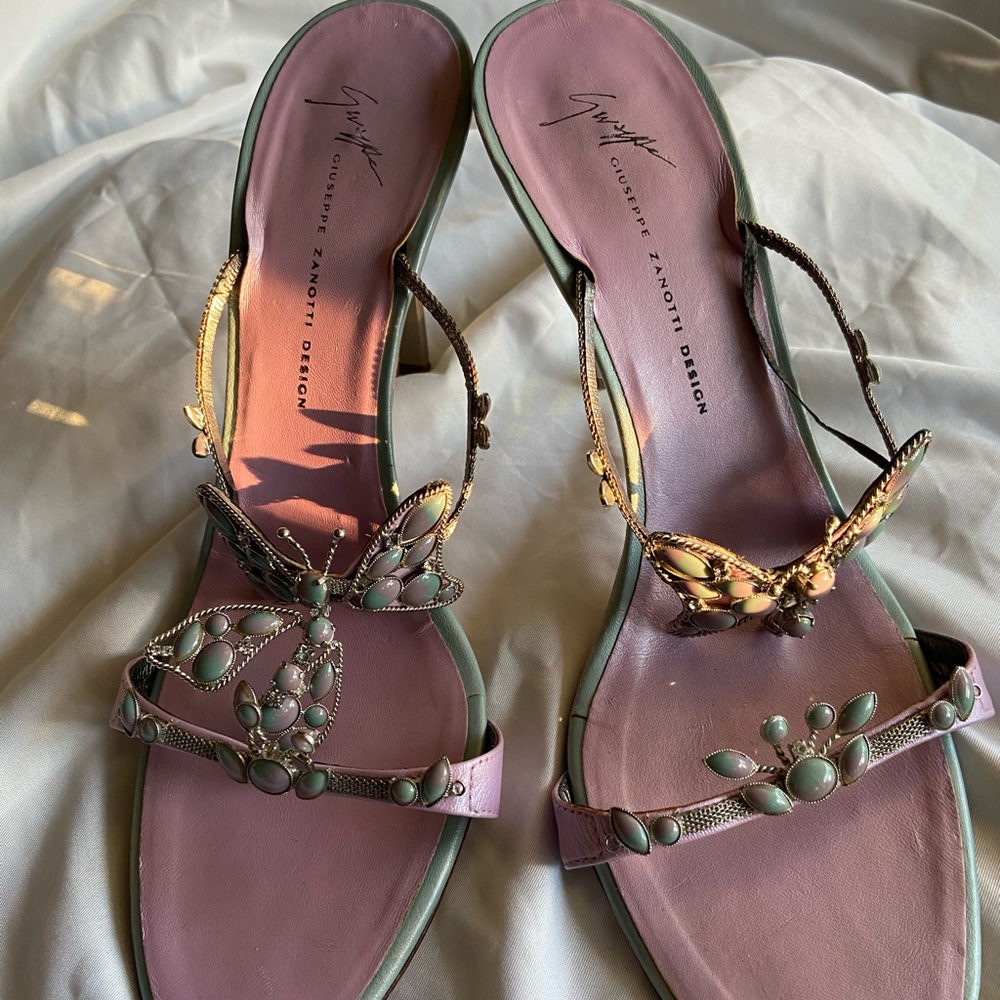 Giuseppe Zanotti Lavender heels size 40 in women’s